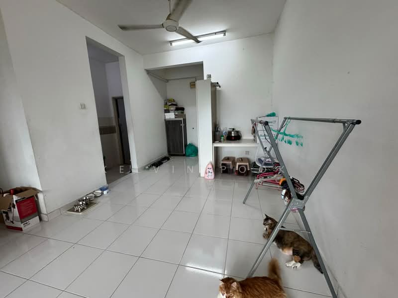 Pangsapuri untuk Dijual di Kasturi Idaman - Kelvin Pook - Living Room - PropertyGuru.com.my