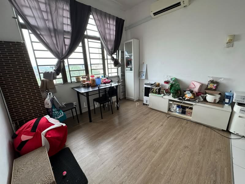 Pangsapuri untuk Dijual di Kasturi Idaman - Kelvin Pook - Living Room - PropertyGuru.com.my