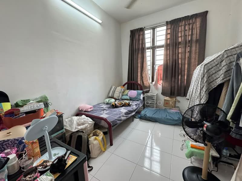 Pangsapuri untuk Dijual di Kasturi Idaman - Kelvin Pook - Bedroom - PropertyGuru.com.my