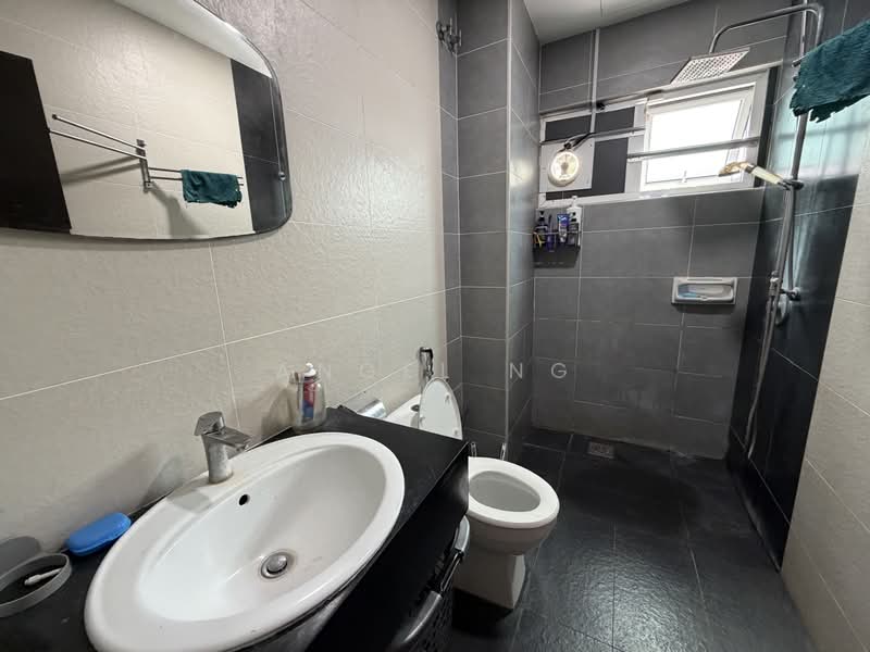 Zero-Lot Bungalow for Sale in Bandar Baru Sungai Long (Kajang) - Angel Ng - Bathroom - PropertyGuru.com.my
