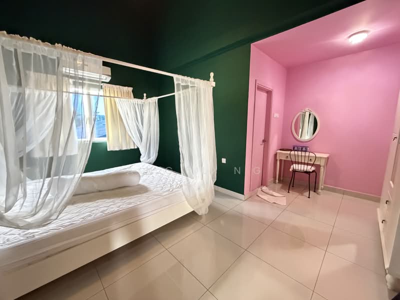 Zero-Lot Bungalow for Sale in Bandar Baru Sungai Long (Kajang) - Angel Ng - Bedroom - PropertyGuru.com.my