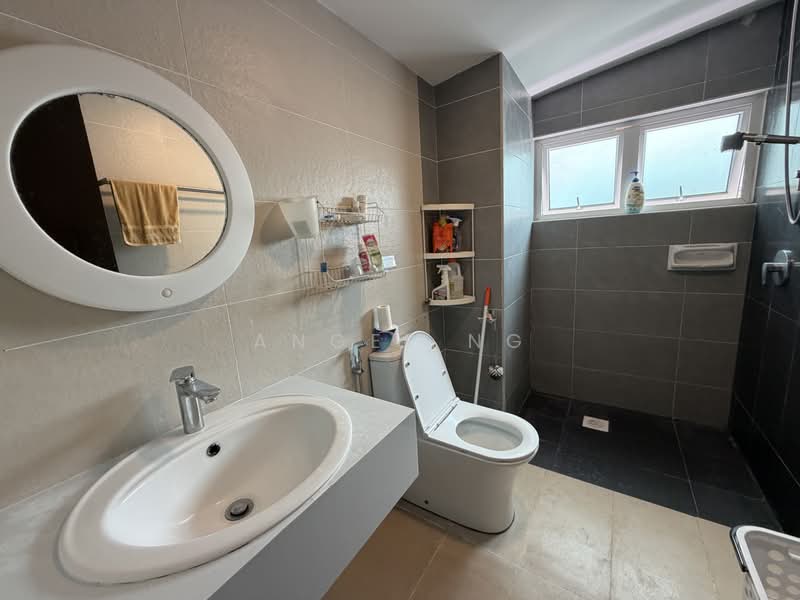 Zero-Lot Bungalow for Sale in Bandar Baru Sungai Long (Kajang) - Angel Ng - Bathroom - PropertyGuru.com.my