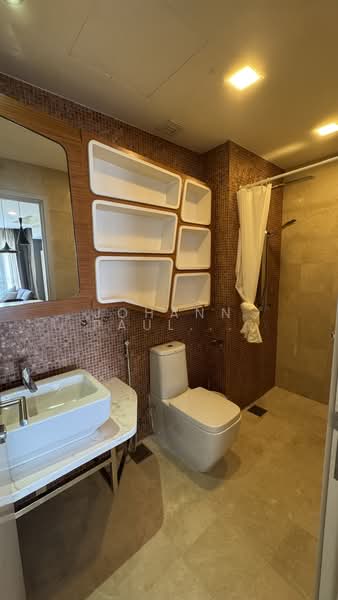 Service Residence for Sale at Verve Suites - Johann Paul Gregory - Bathroom - PropertyGuru.com.my