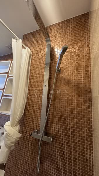 Service Residence for Sale at Verve Suites - Johann Paul Gregory - Bathroom - PropertyGuru.com.my