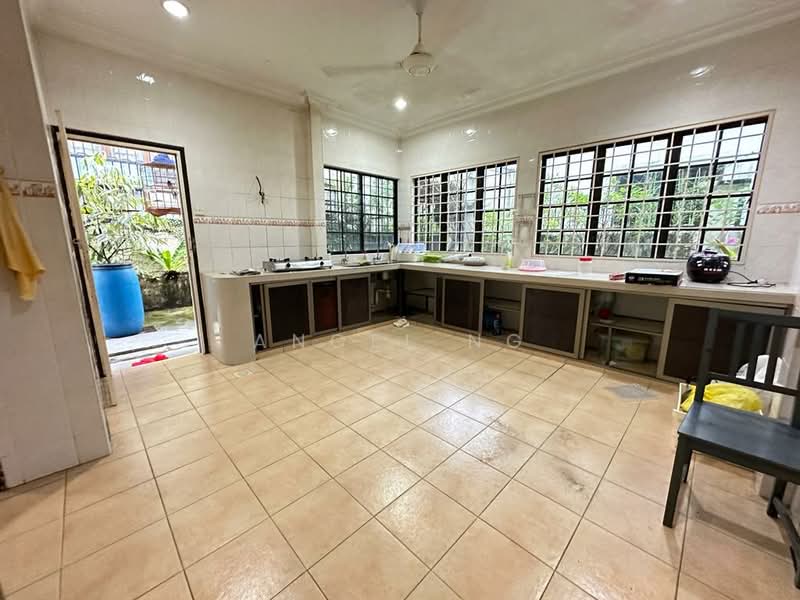 Rumah Berkembar untuk Dijual di Bandar Baru Sungai Long (Kajang) - Angel Ng - Kitchen - PropertyGuru.com.my