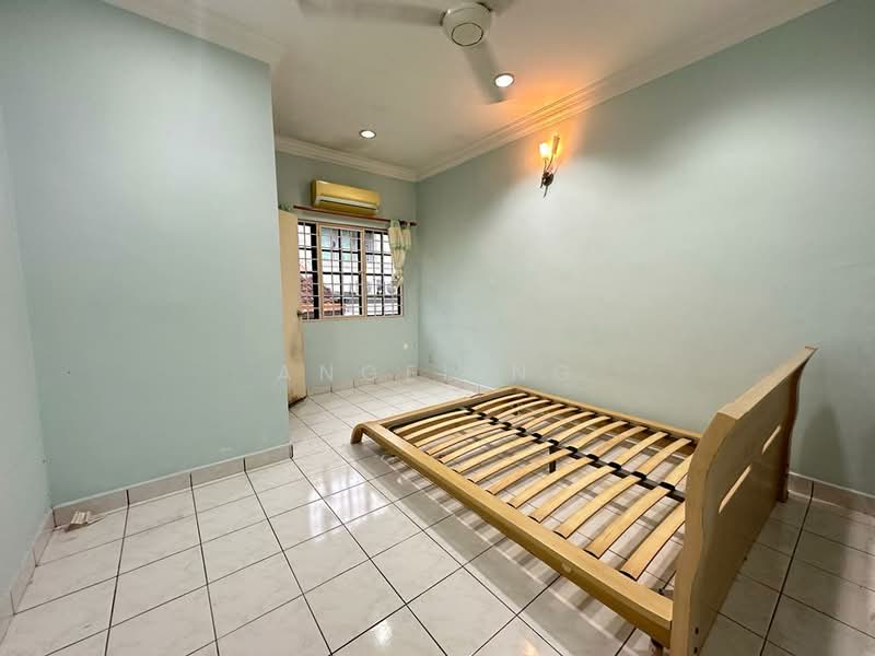 Rumah Berkembar untuk Dijual di Bandar Baru Sungai Long (Kajang) - Angel Ng - Bedroom - PropertyGuru.com.my