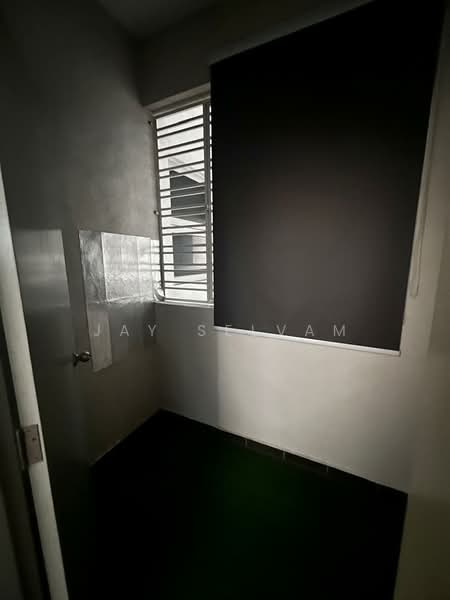 Service Residence for Rent at SkyLake Residence - Jay Selvam - Yard - PropertyGuru.com.my