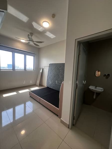 Service Residence for Rent at SkyLake Residence - Jay Selvam - Master Bedroom - PropertyGuru.com.my