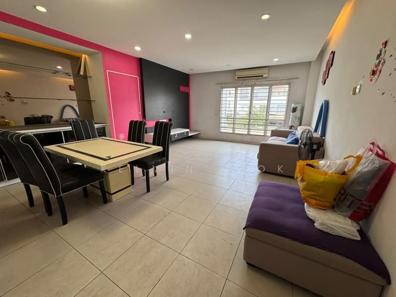Townhouse for Sale in 16 Sierra (Puchong) - Kelvin Pook - Living Room - PropertyGuru.com.my