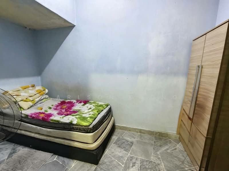 Rumah Teres 2 Tingkat untuk Dijual di BANDAR PUCHONG JAYA (Puchong) - Carlson Khong - Bedroom - PropertyGuru.com.my