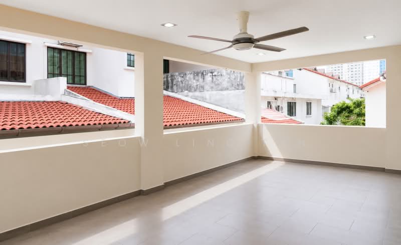 Rumah Teres untuk Dijual di Bandar Kinrara Seksyen 9 (Bandar Kinrara) - Seow Ling Tan - Balcony - PropertyGuru.com.my