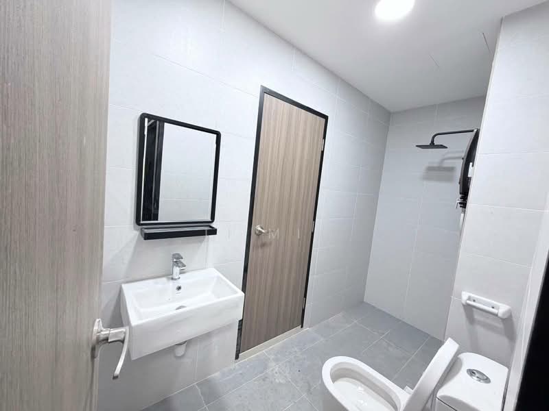 Servis Apartment untuk Disewa di TRELLIS RESIDENCES - Li Min - Bathroom - PropertyGuru.com.my