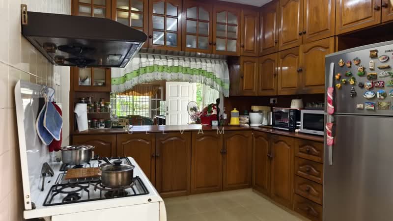 Rumah Berkembar untuk Dijual di Kajang (Selangor) - Selvam . - Kitchen - PropertyGuru.com.my