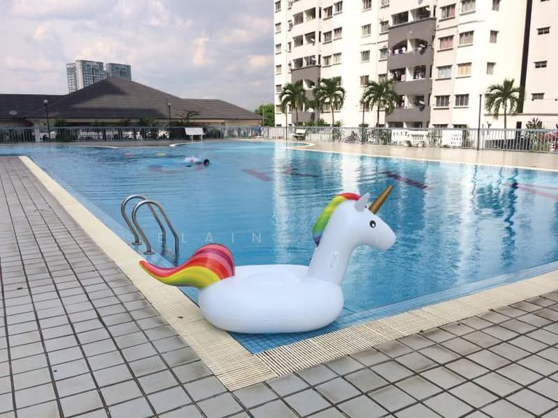 Apartment for Sale at Suria Kipark Damansara - Elaine Yap - Pool - PropertyGuru.com.my