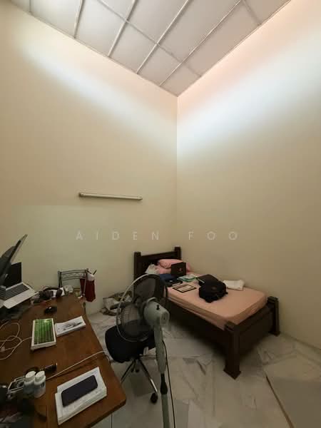 1-storey Terraced House for Sale in Bandar Kinrara Seksyen 1 (Bandar Kinrara) - Aiden Foo - Bedroom - PropertyGuru.com.my