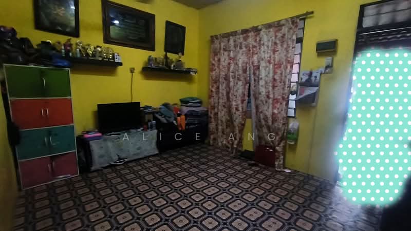 2-storey Terraced House for Sale in Taman Putri Kulai (Kulai) - Alice Ang - Interior - PropertyGuru.com.my