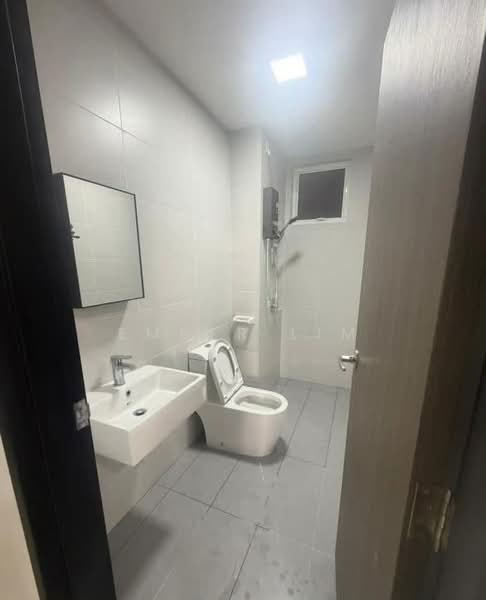 Service Residence for Rent at TRELLIS RESIDENCES - Ember Lim - Bathroom - PropertyGuru.com.my