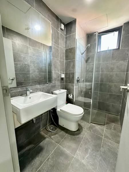 Servis Apartment untuk Disewa di Suasana @ Utropolis - Michelle Chong - Bathroom - PropertyGuru.com.my