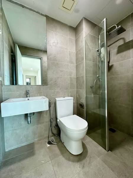 Servis Apartment untuk Disewa di Suasana @ Utropolis - Michelle Chong - Bathroom - PropertyGuru.com.my