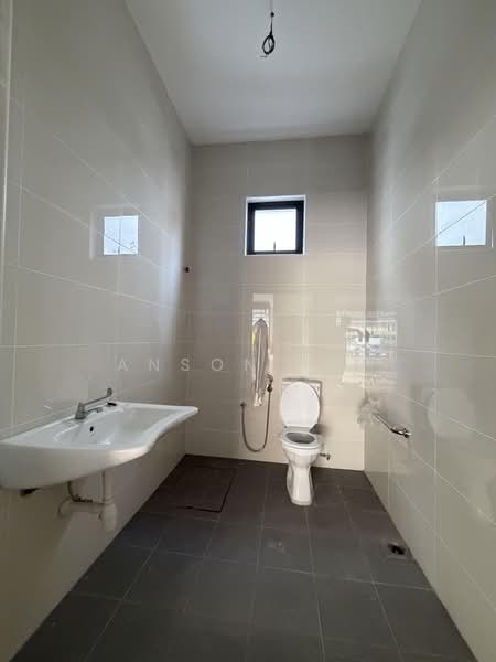 Shop for Rent in Medan Kampung Relau (Bayan Lepas) - Anson Tai - PropertyGuru.com.my