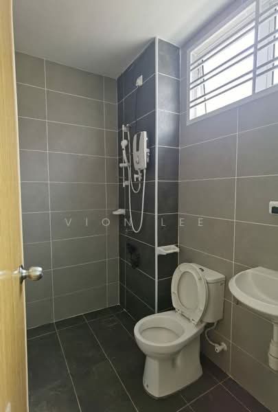 Rumah Teres 2 Tingkat untuk Disewa di Taman Bukit Jaya (Ulu Tiram) - Vion Lee - PropertyGuru.com.my