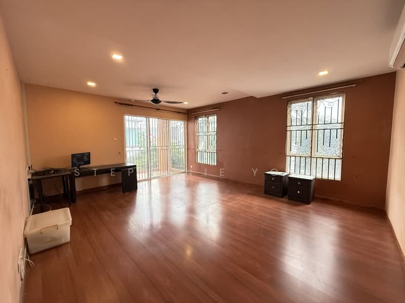 Bungalow for Rent in Taman Yarl (Jalan Klang Lama (Old Klang Road)) - Stephanie Yong - Living Room - PropertyGuru.com.my