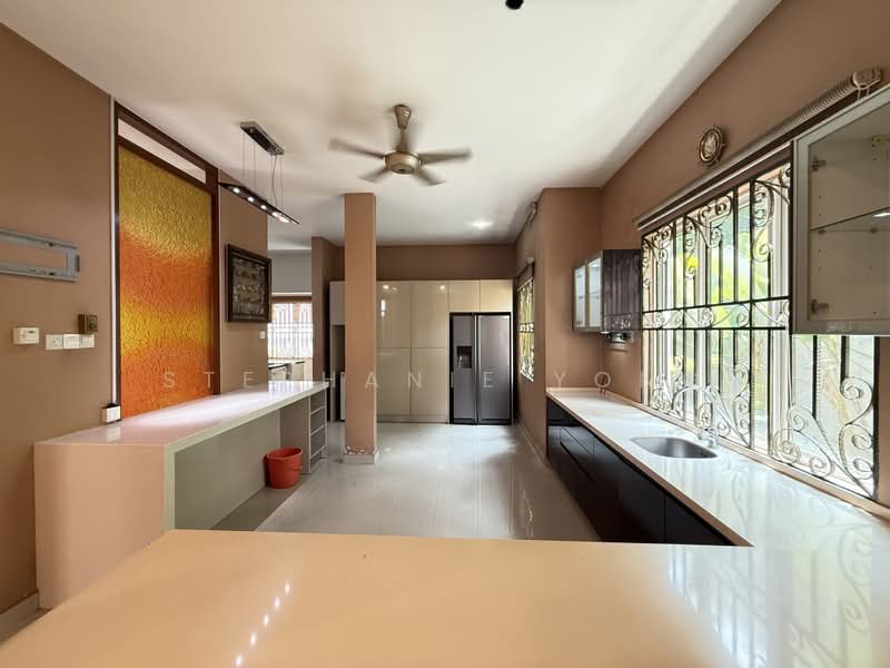 Bungalow for Rent in Taman Yarl (Jalan Klang Lama (Old Klang Road)) - Stephanie Yong - Kitchen - PropertyGuru.com.my