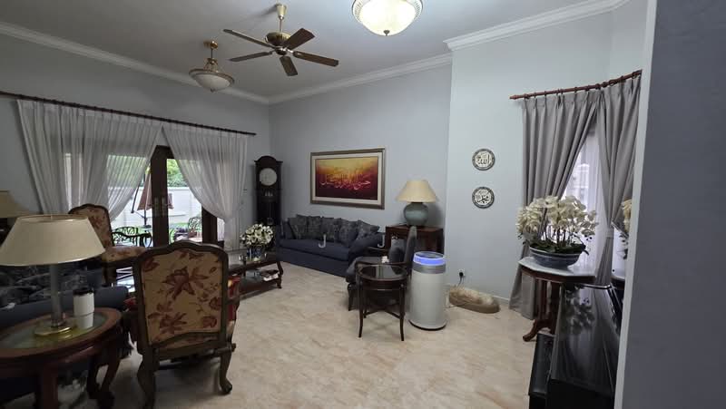 Semi-Detached House for Sale in Kota Kemuning (Shah Alam) - J J - Living Room - PropertyGuru.com.my