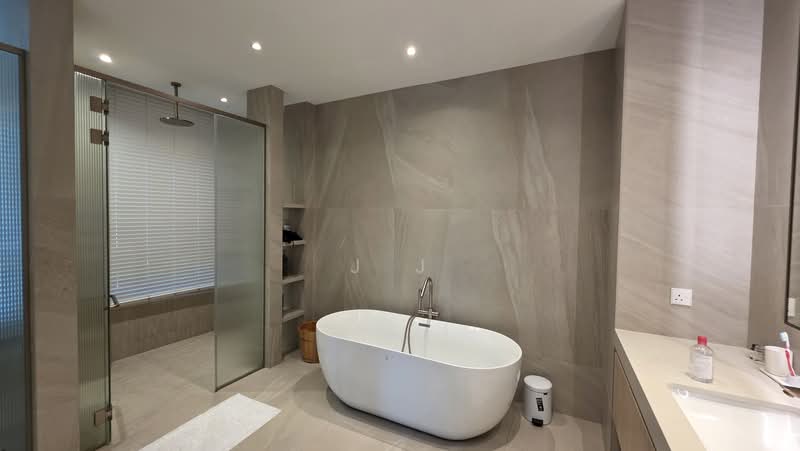 Bungalow House untuk Dijual di Kota Kemuning (Shah Alam) - J J - Bathroom - PropertyGuru.com.my