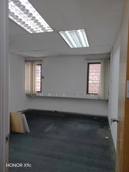 Shop / Office for Rent in Jalan Klang Lama (Old Klang Road) (Kuala Lumpur) - Chris Lim - Interior - PropertyGuru.com.my