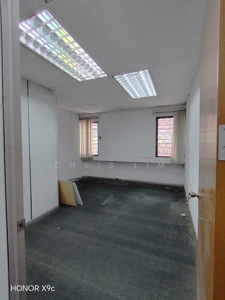 Shop / Office for Rent in Jalan Klang Lama (Old Klang Road) (Kuala Lumpur) - Chris Lim - Interior - PropertyGuru.com.my