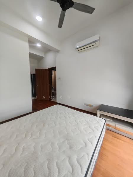 Servis Apartment untuk Disewa di Crescent Bay Suites (Teluk Bayu) - Jacky Ng - PropertyGuru.com.my