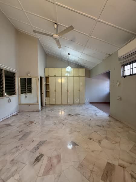 Rumah Teres 2.5 Tingkat untuk Dijual di Taman Desa (Kuala Lumpur) - CY Low - Interior - PropertyGuru.com.my