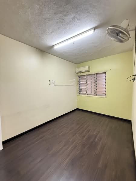 Rumah Teres 2.5 Tingkat untuk Dijual di Taman Desa (Kuala Lumpur) - CY Low - Interior - PropertyGuru.com.my