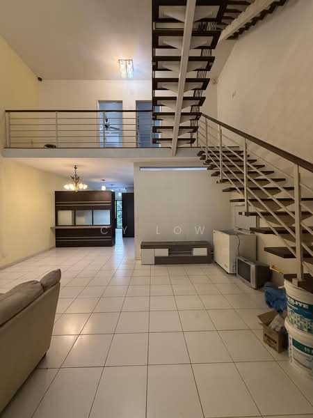 3-storey Terraced House for Sale in Lake Fields (Sungai Besi) - CY Low - Living Room - PropertyGuru.com.my
