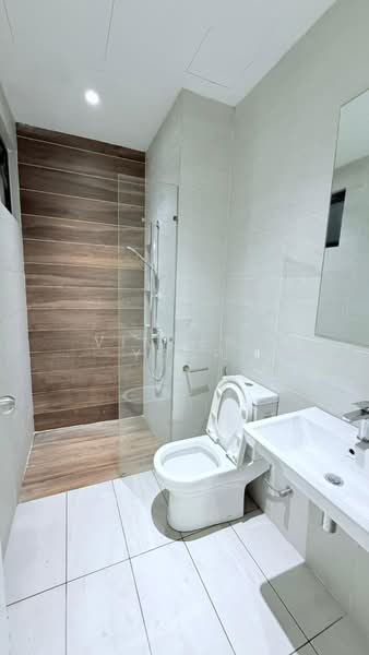 Service Residence for Sale at UNIO Residence - Vincent Yeoh - Bathroom - PropertyGuru.com.my