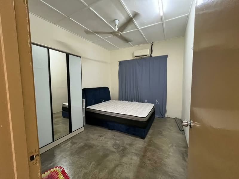 1-storey Terraced House for Rent in Bandar Sri Damansara (Selangor) - Eliz Chan - Bedroom - PropertyGuru.com.my