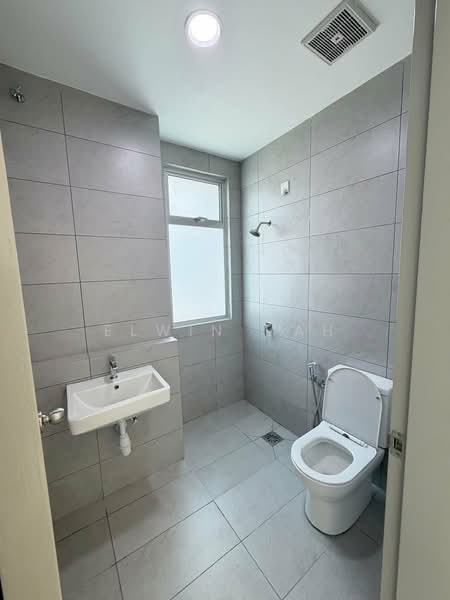 2-storey Terraced House for Sale in Bandar Gamuda Gardens (Rawang) - Elwin Mah - Bathroom - PropertyGuru.com.my
