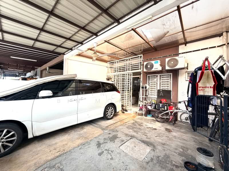 1-storey Terraced House for Sale in Seksyen 30 (Shah Alam) - Akramin Firdaus Bin Mokhtar - PropertyGuru.com.my