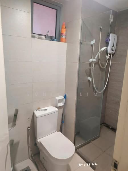 Servis Apartment untuk Dijual di Gravit8, Klang - Eunice Lim - Bathroom - PropertyGuru.com.my