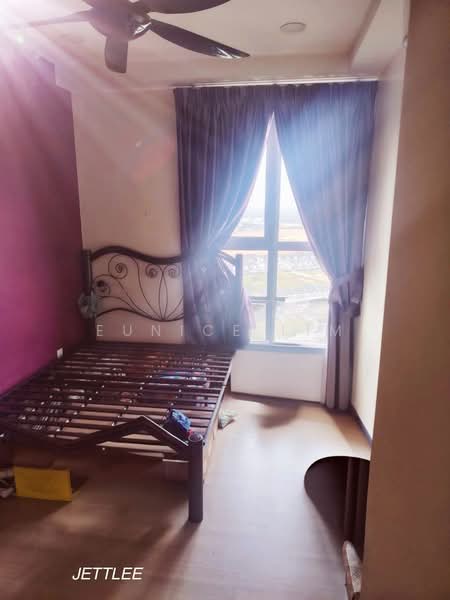 Servis Apartment untuk Dijual di Gravit8, Klang - Eunice Lim - Bedroom - PropertyGuru.com.my