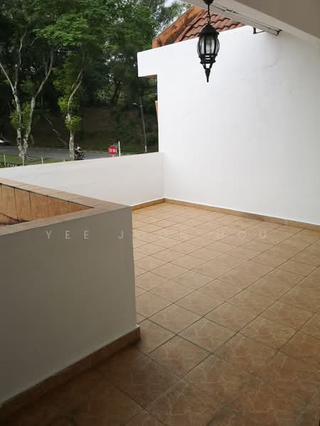 Rumah Teres 2 Tingkat untuk Dijual di Seksyen 11 (Shah Alam) - Yee Joon Hou - Balcony - PropertyGuru.com.my