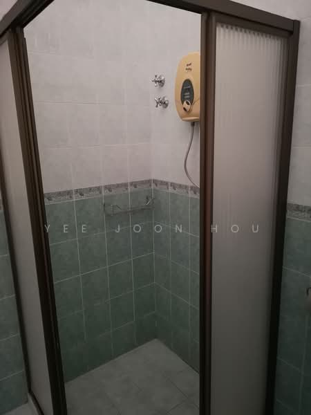 Rumah Teres 2 Tingkat untuk Dijual di Seksyen 11 (Shah Alam) - Yee Joon Hou - Bathroom - PropertyGuru.com.my