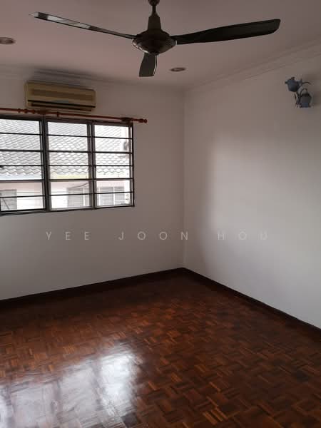 Rumah Teres 2 Tingkat untuk Dijual di Seksyen 11 (Shah Alam) - Yee Joon Hou - Bedroom - PropertyGuru.com.my