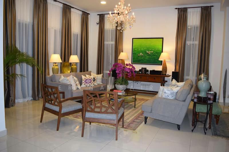 Semi-Detached House for Sale in Perdana Lake View (Cyberjaya) - Eryna Sairy - Living Room - PropertyGuru.com.my