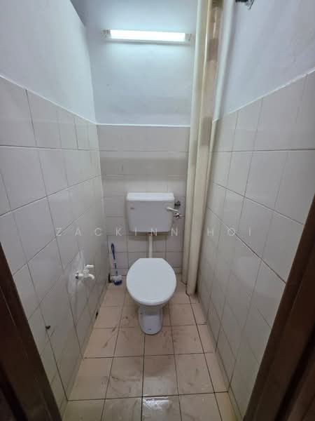 Pangsapuri untuk Disewa di Pangsapuri Palma - Zackinn Hoi - Bathroom - PropertyGuru.com.my