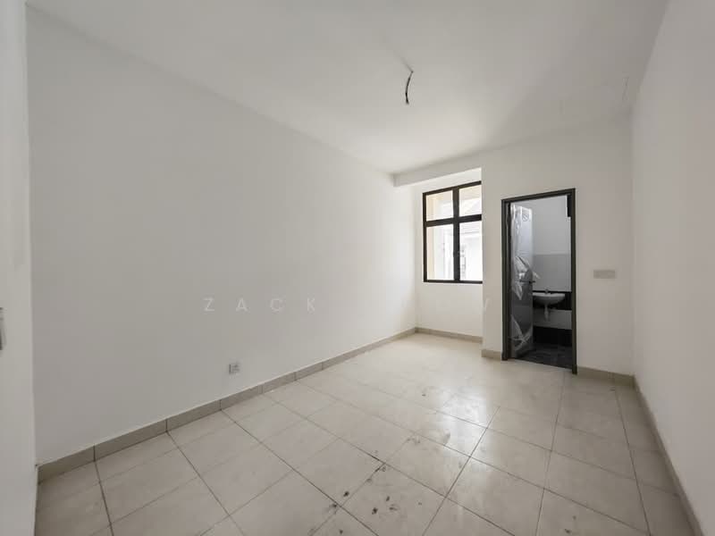 2-storey Terraced House for Sale in Bandar Bistari Perdana (Pasir Gudang) - Zack Chow - Interior - PropertyGuru.com.my
