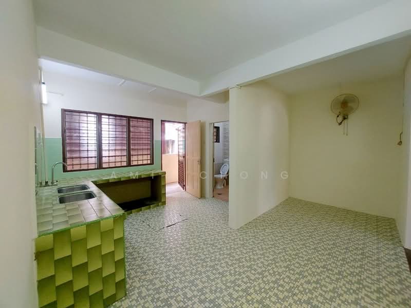 2-storey Terraced House for Sale in Ipoh (Perak) - Amie Chong - Kitchen - PropertyGuru.com.my