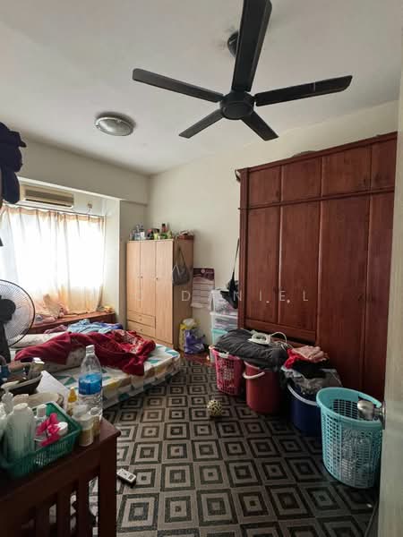 Pangsapuri untuk Dijual di Suria Kipark Damansara - Kho Daniel - Bedroom - PropertyGuru.com.my