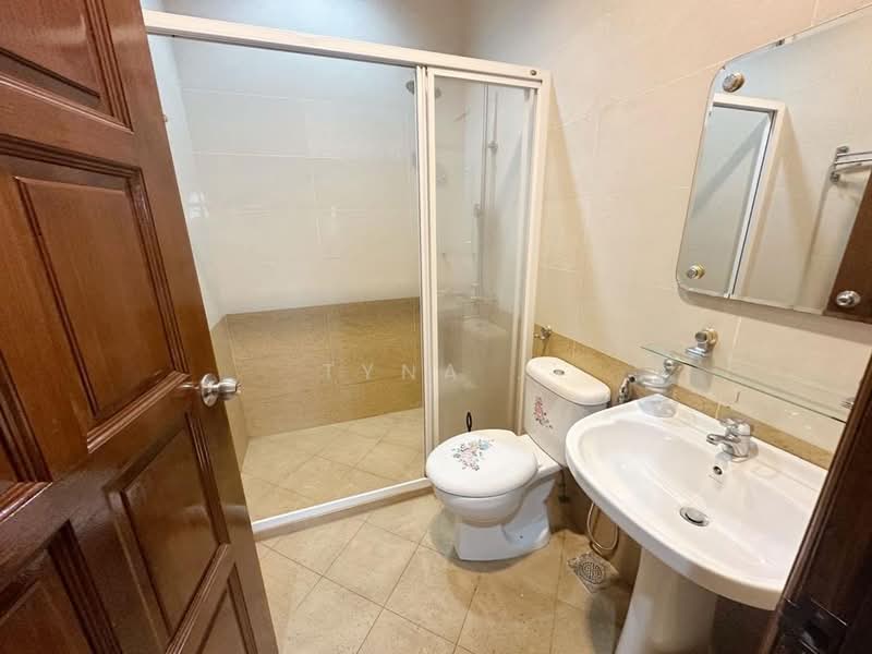 Rumah Banglo untuk Disewa di Taman Nong Chik (Johor Bahru) - Tyna . - PropertyGuru.com.my